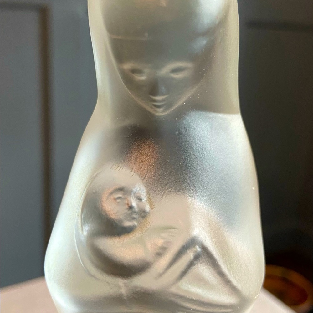 Madonna Vintage vasoria. Frosted glass mother Mary statue. Add to collection